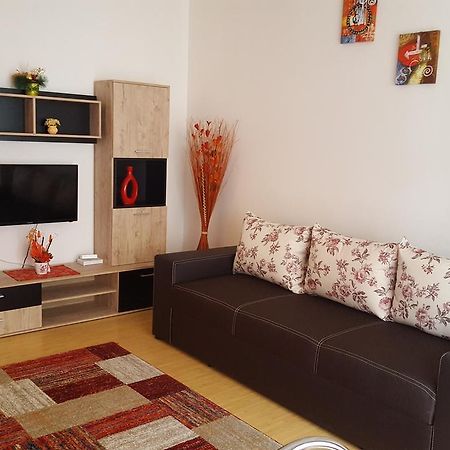 Apartament Maria 플로레스티 외부 사진